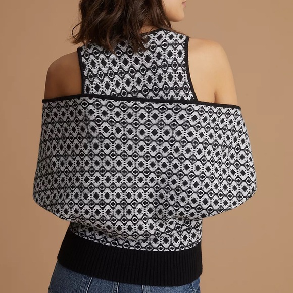 Maeve by Anthropologie Monochrome Patterned Pullover Tank and Shrug Sweater Set - Picture 4 of 10